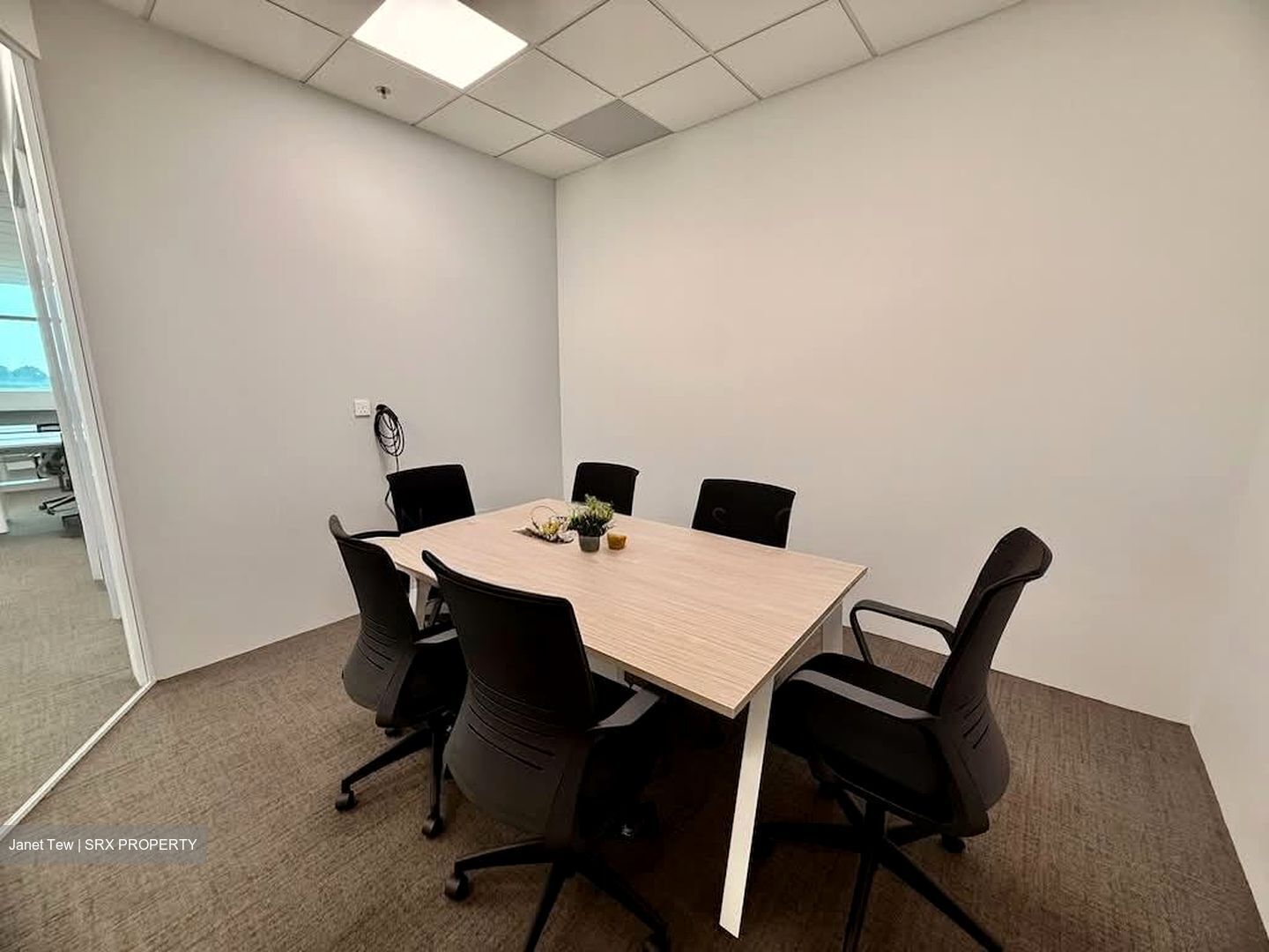 Kings Centre (D3), Office #528901601